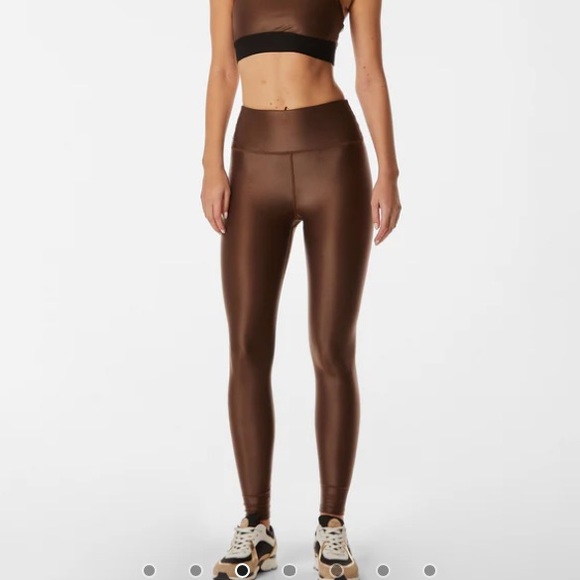 Koral leggings in Small - Picture 2 of 10